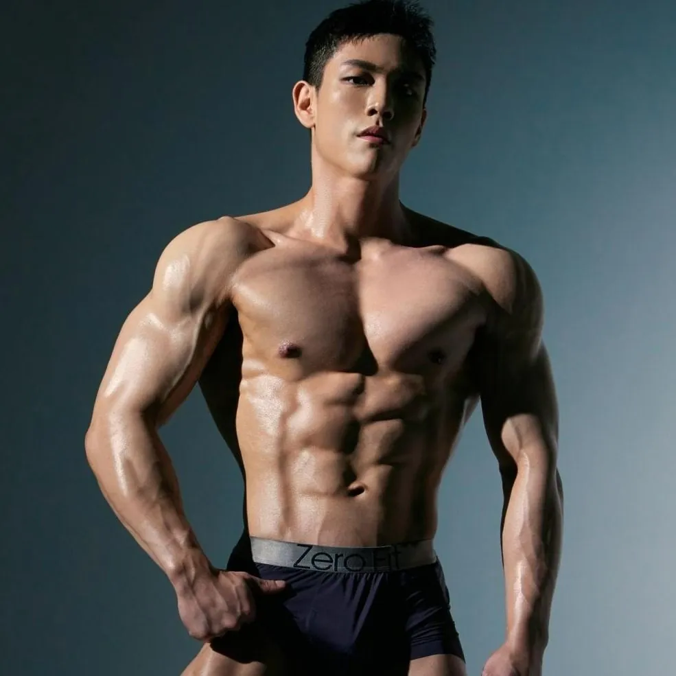 트레이너 정강은